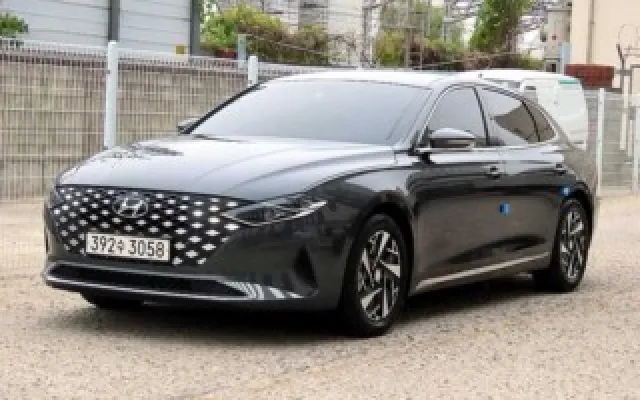 그랜저 중고차 더 뉴 그랜저 IG 하이브리드 프리미엄 초이스 매물 사진 2 - 2022/09 97,834km