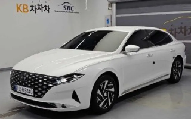 그랜저 중고차 더 뉴 그랜저 IG 하이브리드 르블랑 매물 사진 7 - 2022/07 126,000km
